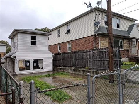 13030 130Th St S Ozone Park Ny 11420 Realtor Com