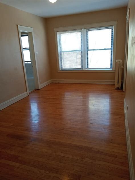 138 E 155Th St Unit 307 Harvey Il 60426 Room For Rent In Harvey Il