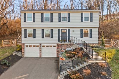 2481 Morton Rd Upper Saint Clair Pa 15241 Mls 1635458 Listing