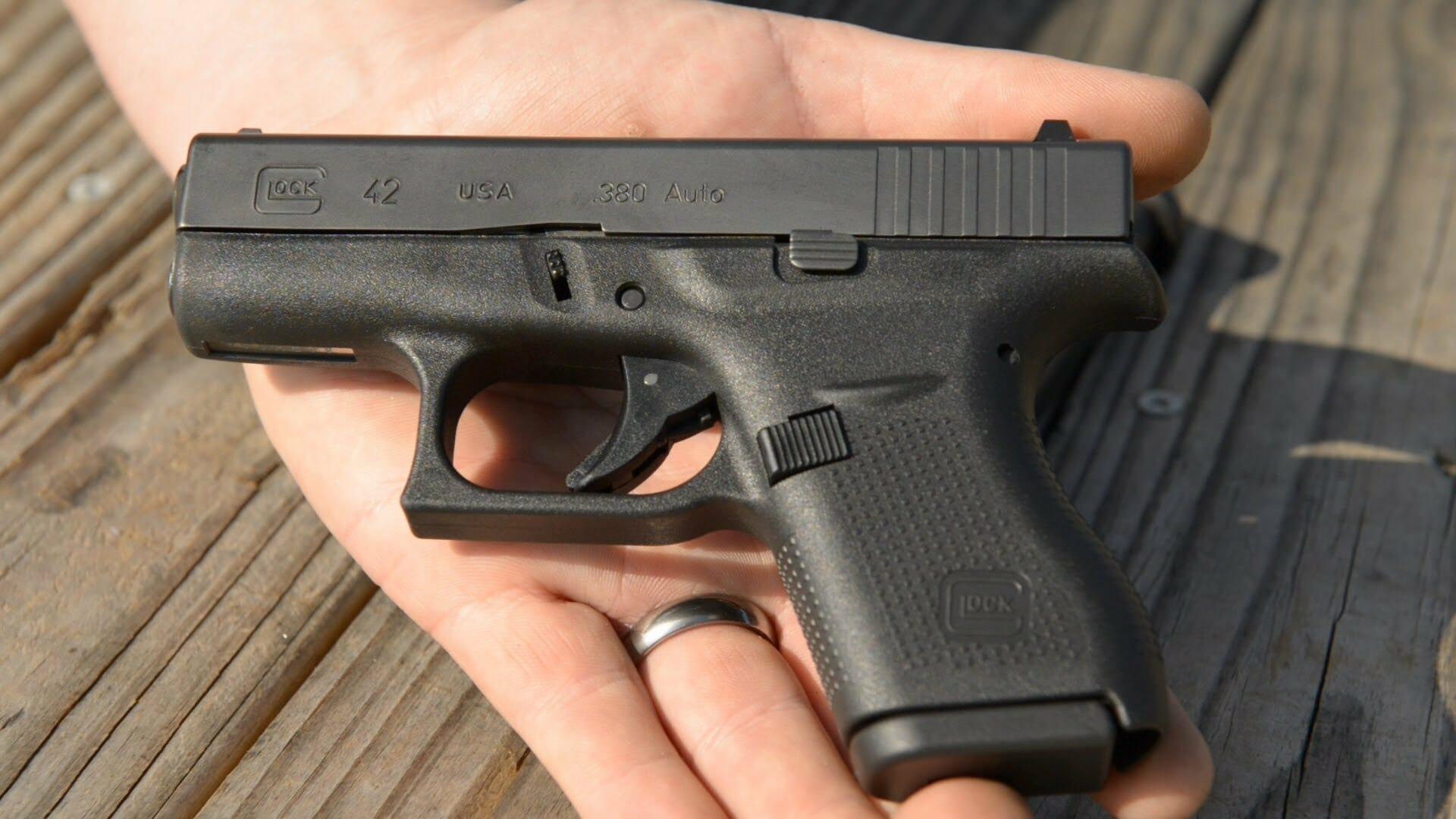 5 Super Dependable Pocket Pistols You Re Gonna Love Off The Grid News