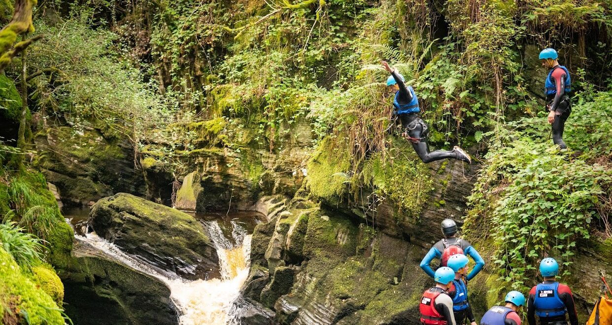 5 Ways To Create Your Ultimate Lake Of Wales Adventure Today