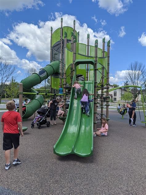 7 Playgrounds Worth Driving Out Of Your Way For In The Milwaukee Area