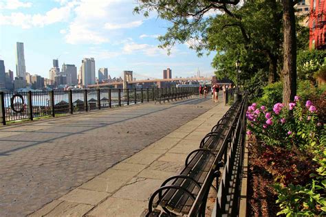 A Guide To Brooklyn Bridge Park And The Promenade