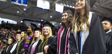 A Guide To Drake University S 154Th Commencement Ceremonies May 12 13