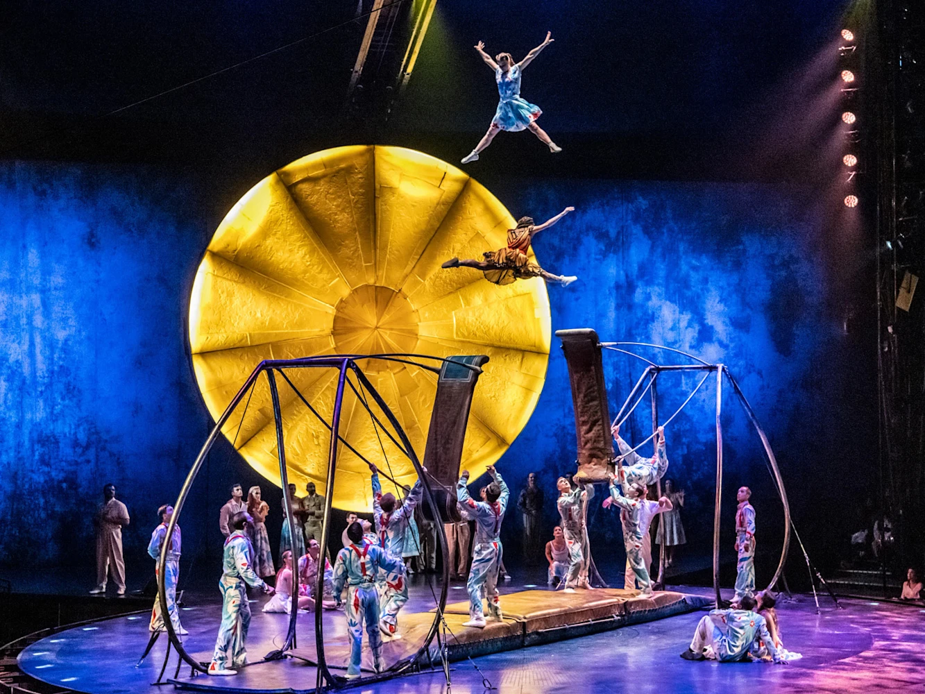 A Juggler Performs During Cirque Du Soleil S Luzia New York Premiere