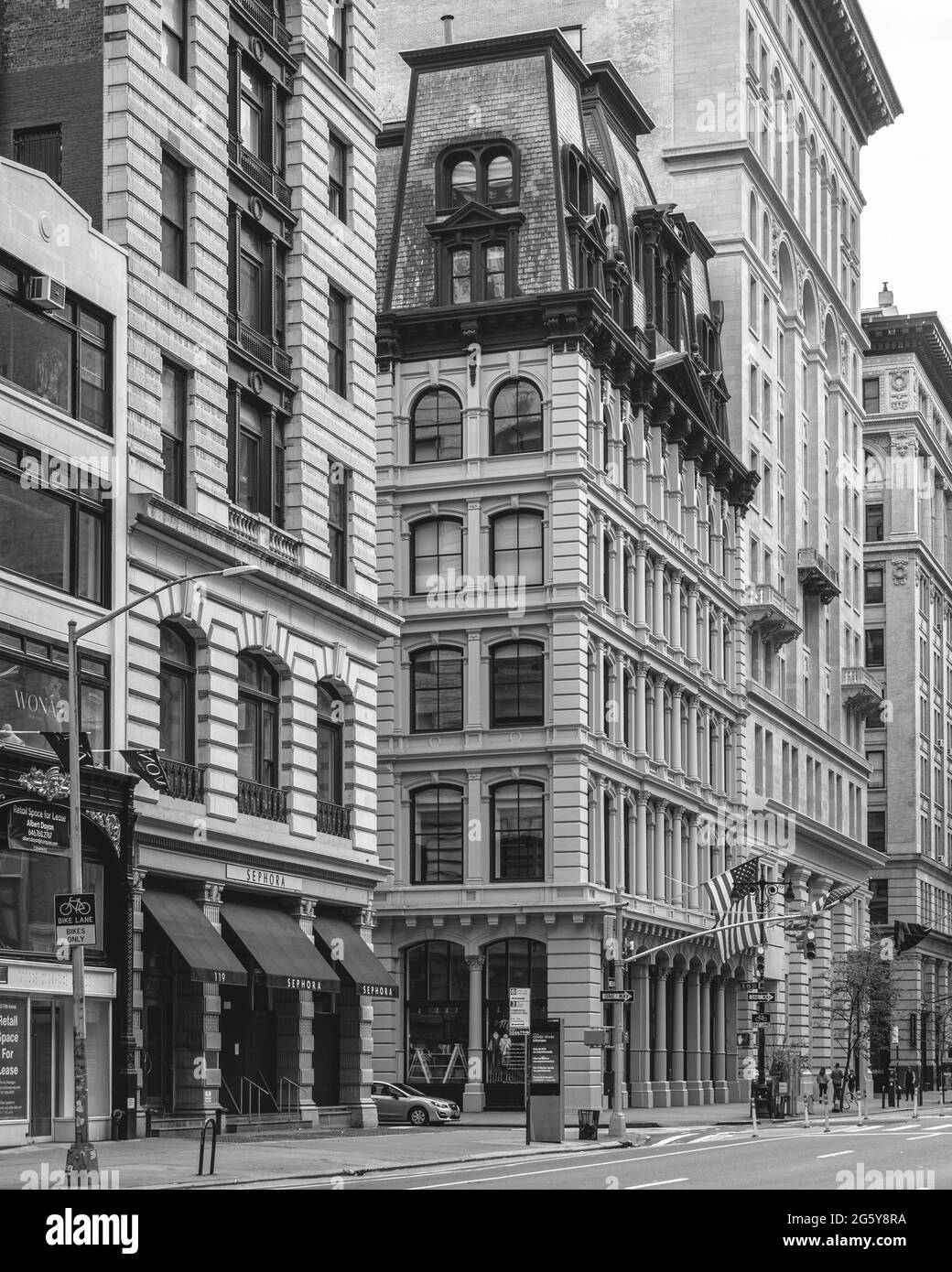 Architecture At The Intersection Of 5Th Avenue And 19Th Street In The