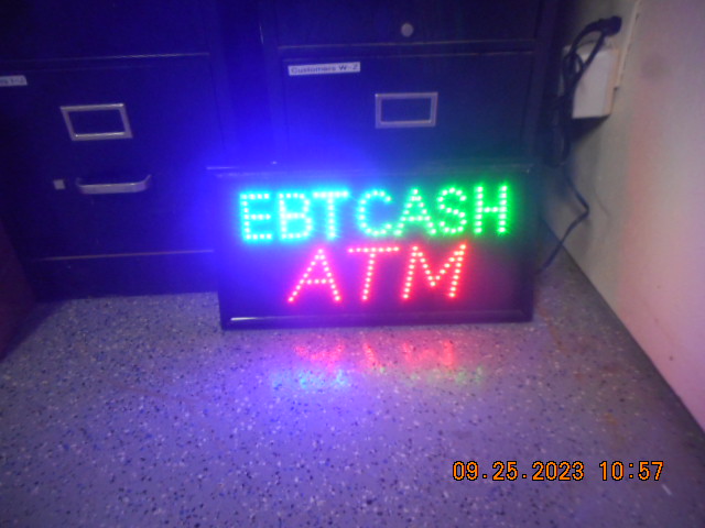 Atm Sign A Bright Window Display For Ebt Cash Atm S America