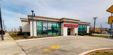 Bank Of America In Chicago With Drive Thru Atm Garfield Ridge