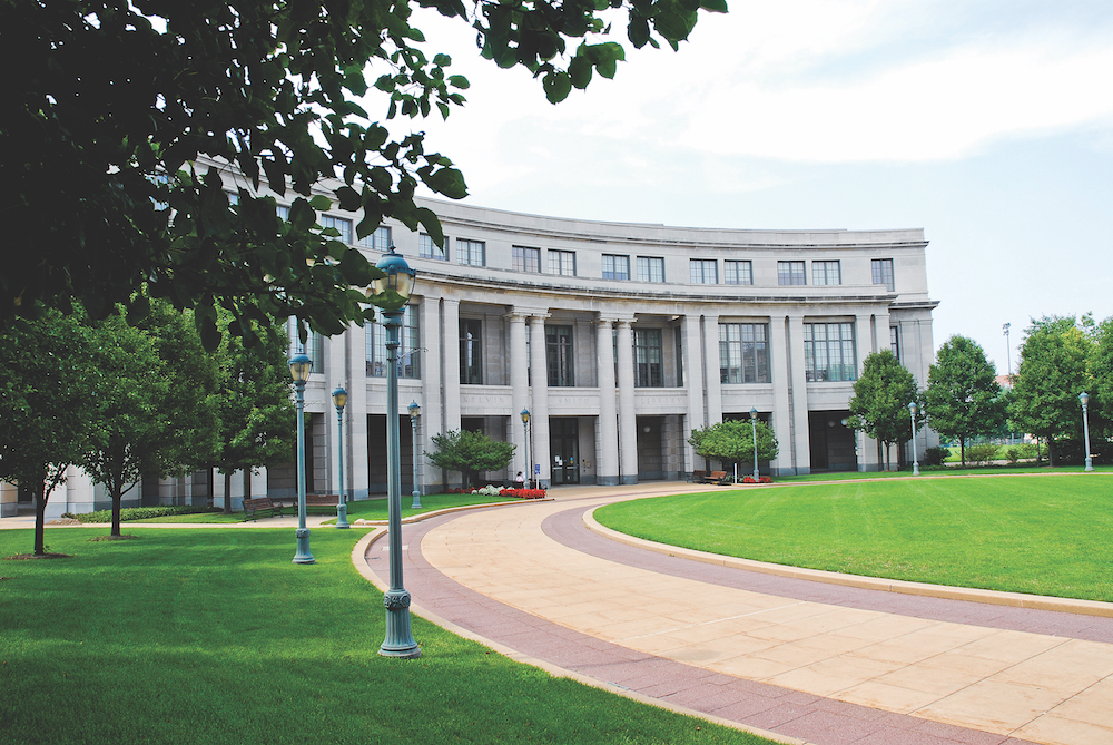 Case Western Reserve University Guide Ivy Scholars