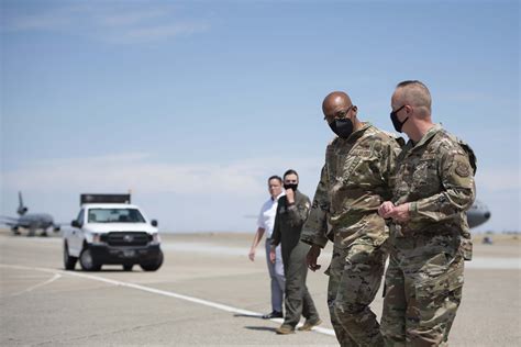 Csaf Visits Travis Air Force Base Air Mobility Command Article Display