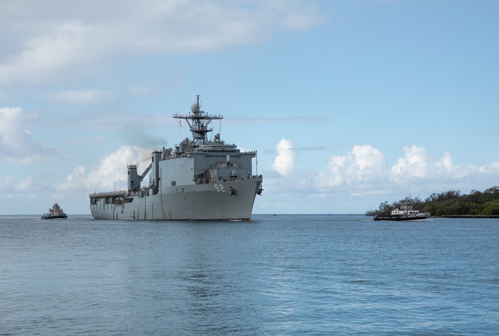 Dvids Images Uss Pearl Harbor Arrives At Joint Base Pearl Harbor