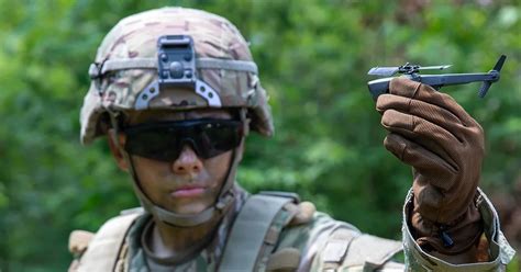 Flir Wins 20 6 M Us Army Contract For Black Hornet Nano Uav Systems