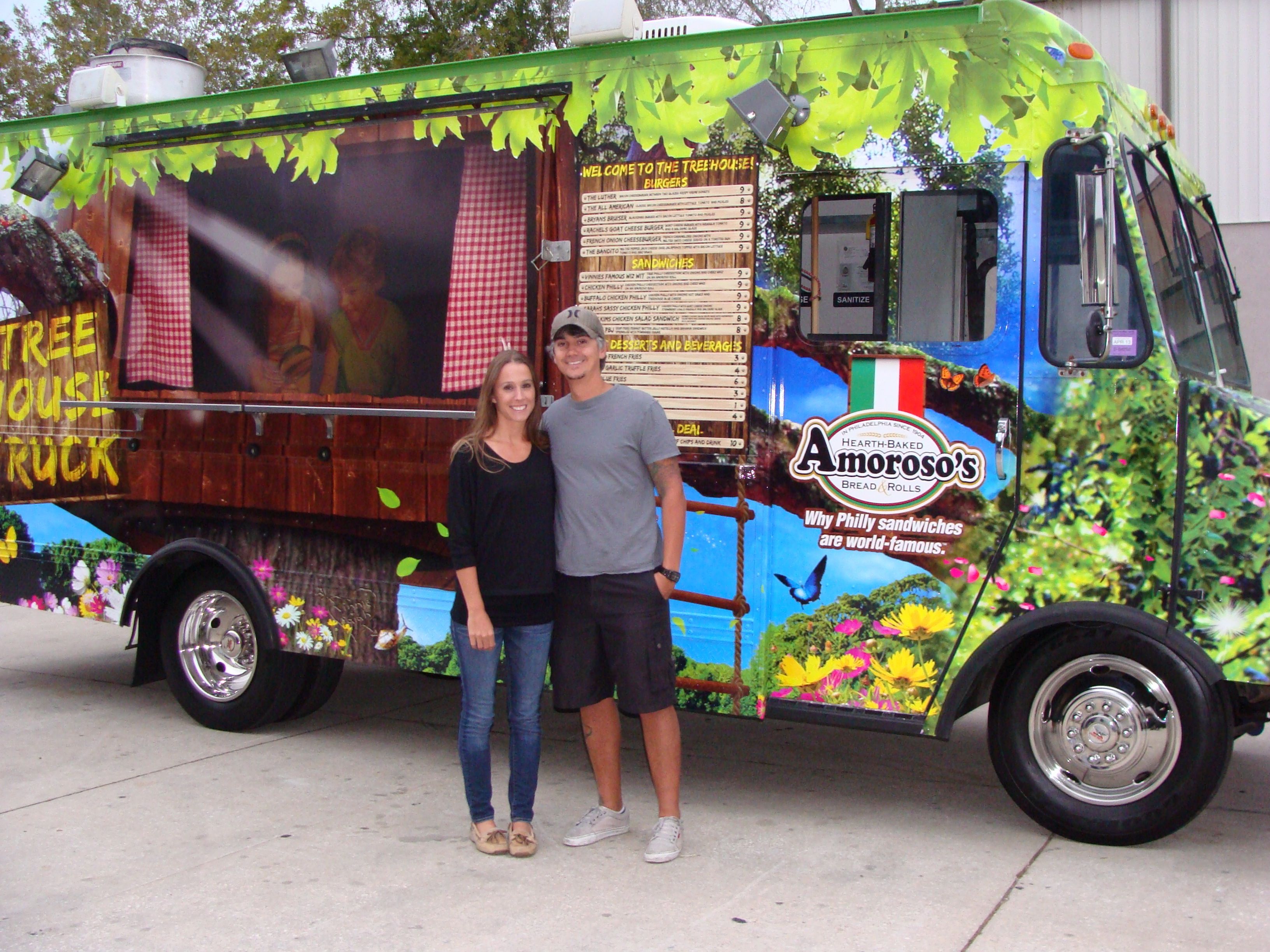 Food Truck Pays It Forward To Kissimmee Hospital Workers