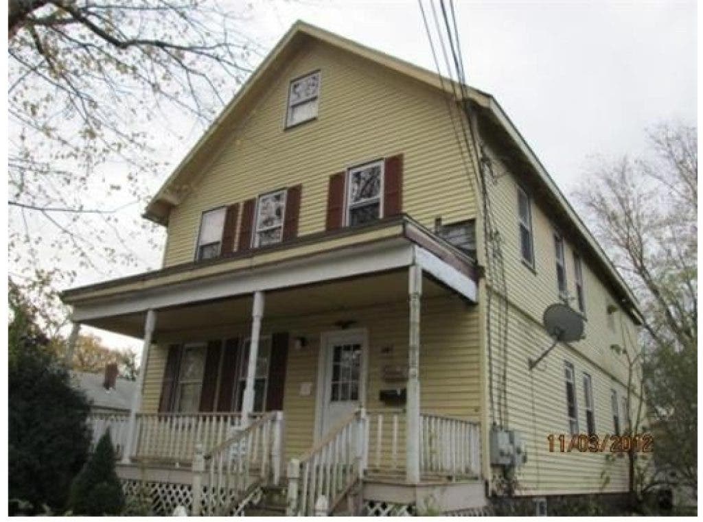 Framingham Multi Family Home In Rent Ready Condition Perfect For Owner