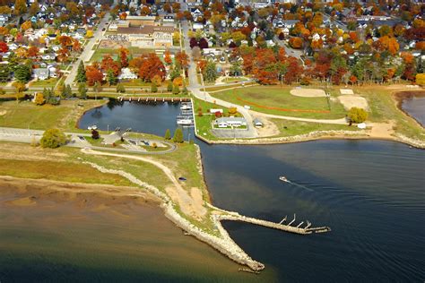 Gladstone Municipal Marina In Gladstone Mi United States Marina