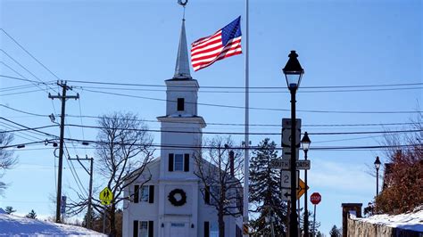 Gop School Board Members Bring Book Ban Debate To Newtown Connecticut