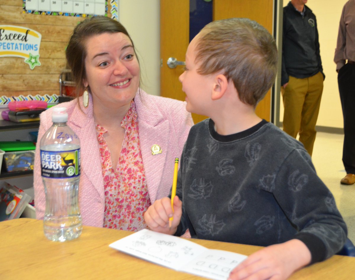 Hardin County Schools Kentucky On Twitter Radcliffelementaryschool