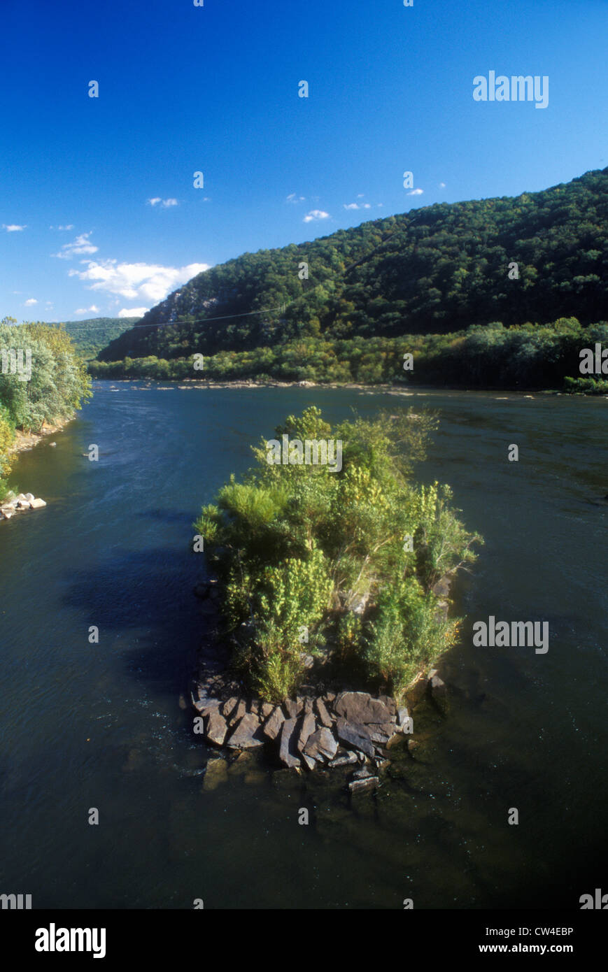 Harpers Ferry Confluence Of The Potomac And Shenandoah Riv Flickr