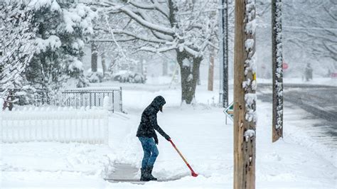 Illinois Weather How Much Snow Will Fall Near Peoria Today