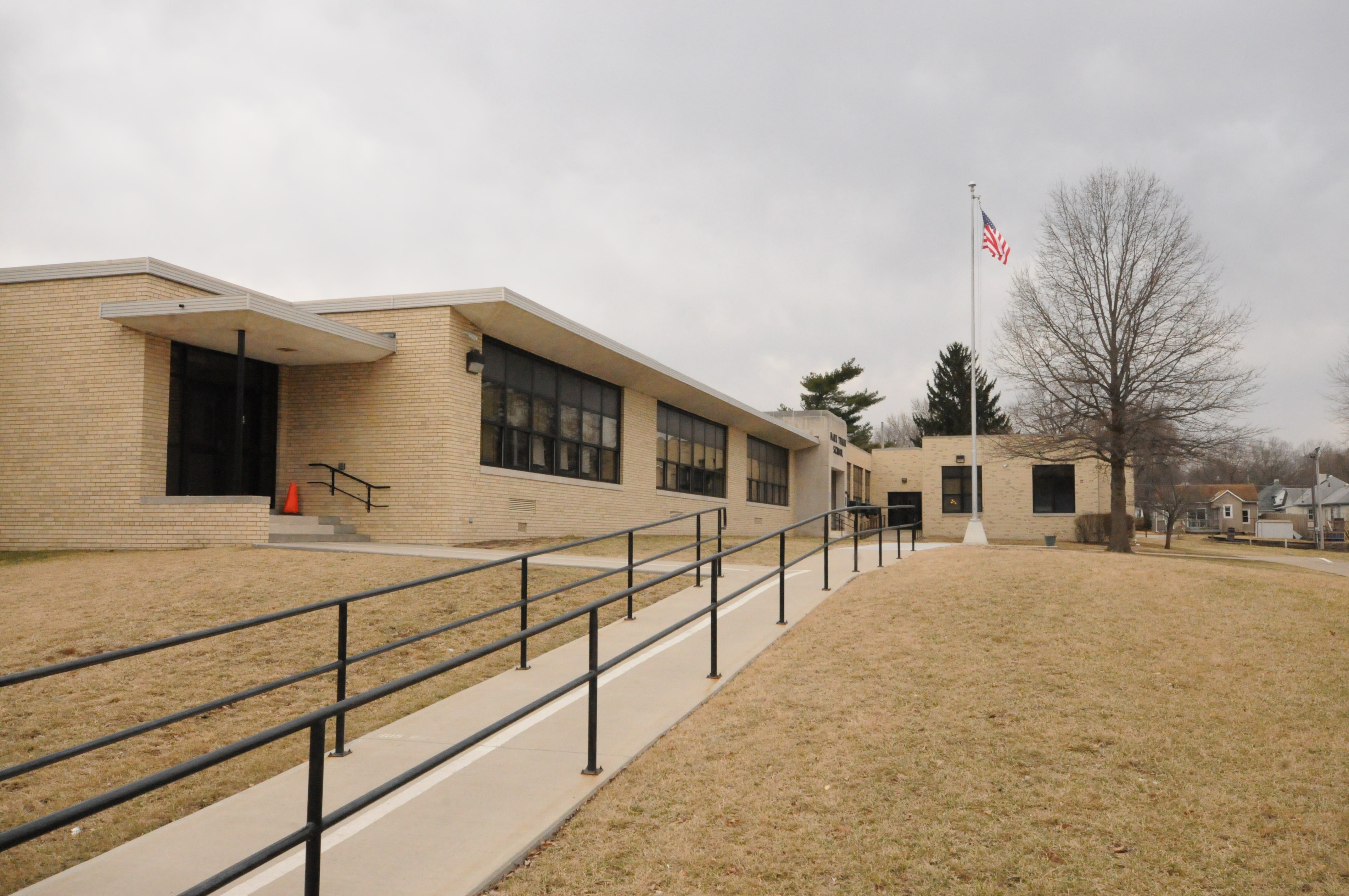 Mark Twain Elementary School Enterprise Precast Concrete Inc