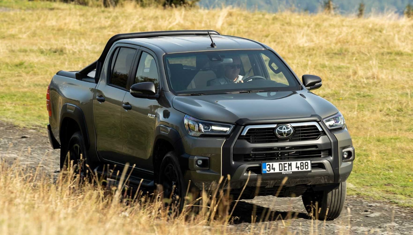 Next Gen 2025 Toyota Hilux Release Date And Changes Hybrid Engine