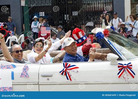 Participants In The Alameda 4Th Of July Parade Editorial Photography