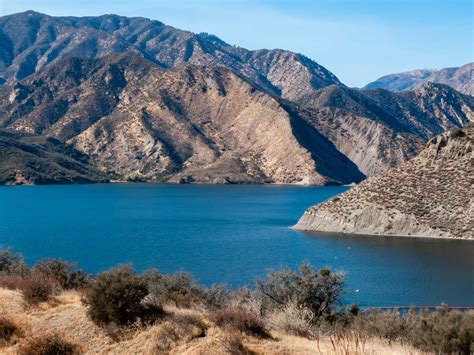 Pyramid Lake California Drone View 2K