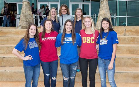 Smithson Valley Volleyball Sees 5 Athletes Sign To Compete In College