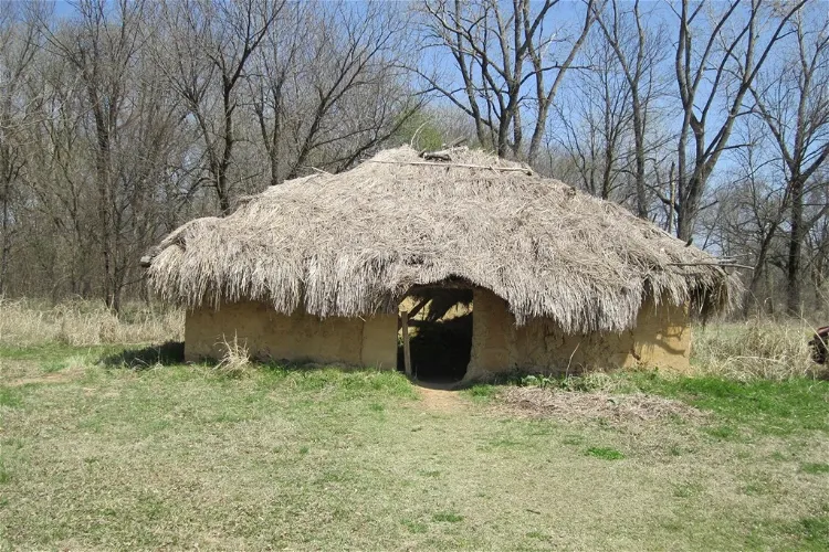 Spiro Mounds Archaeological Center