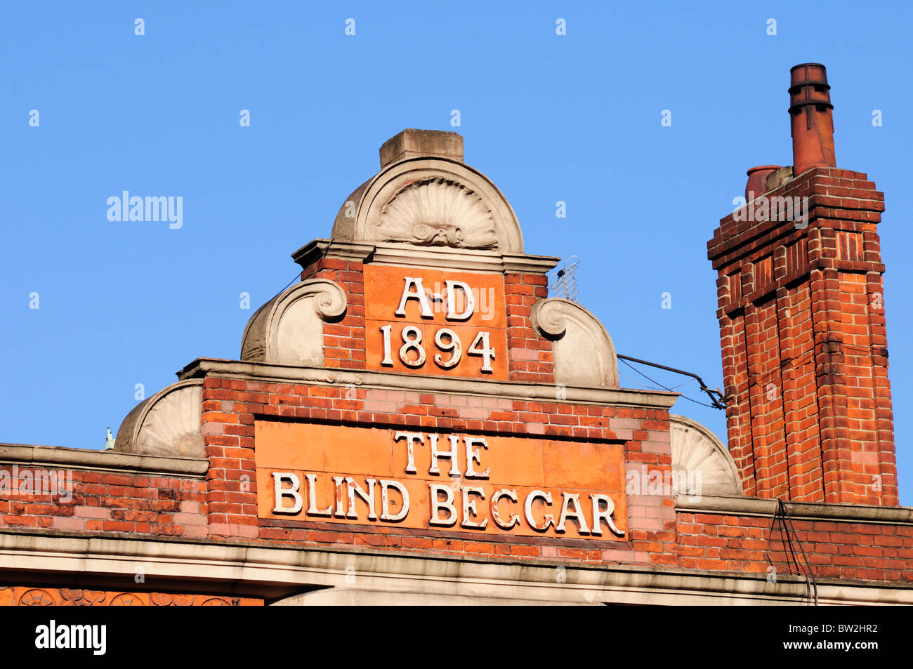 The Blind Beggar Pub Whitechapel London Uk Stock Photo Alamy