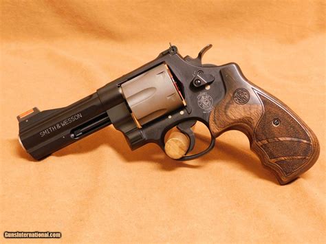 Ultimate Guide To The Smith & Wesson 329Pd