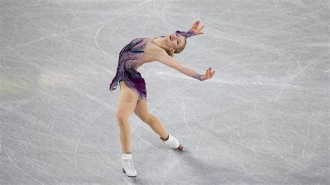 Us Figure Skater Amber Glenn Wins Historic Grand Prix Final Kgw Com