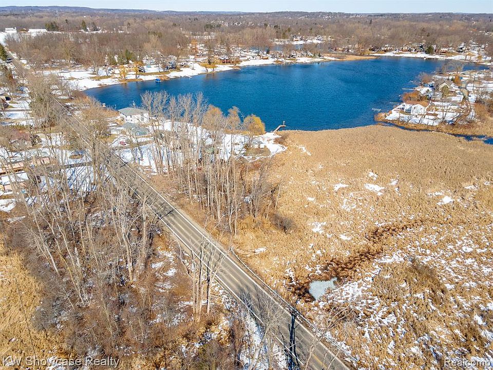 Vacant Carroll Lake Rd Walled Lake Mi 48390 Mls 20230018526 Zillow