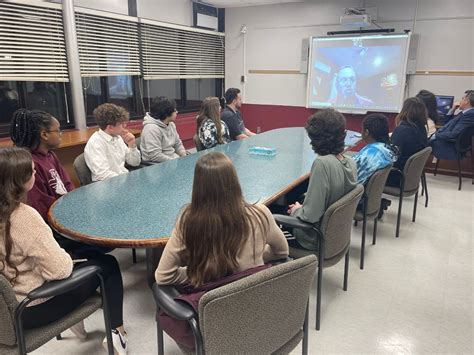 Walt Whitman Hs Students Hit Radio To Talk Special Classes Huntington